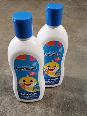 Nickolodeon Pink Fong Baby Shark Blue Baby Wash - Gentle & Mild - Lot of 2